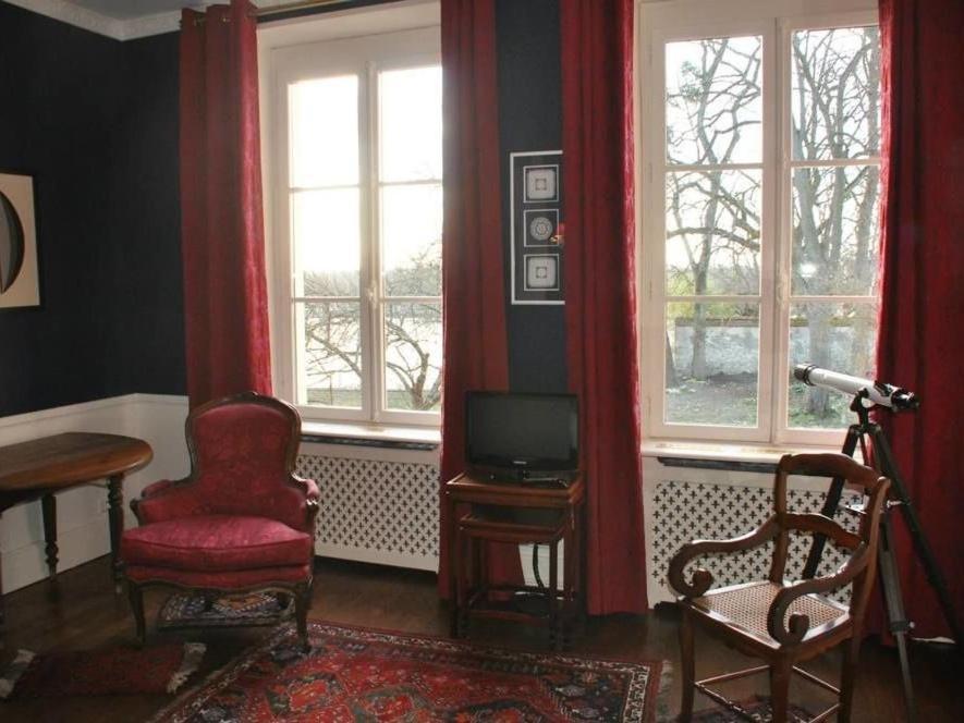 Le Prieure Saint Agnan Hotel Cosne-sur-Loire Quarto foto