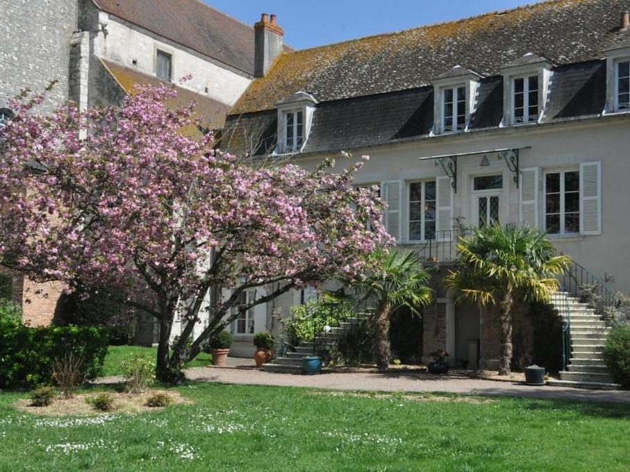 Le Prieure Saint Agnan Hotel Cosne-sur-Loire Quarto foto